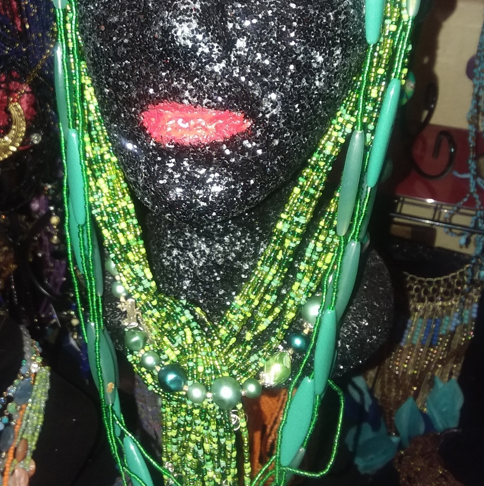 Necklace - Picture 3 of 4